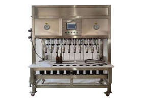 Monobloc automat de umplere și acoperire cu bere izobară