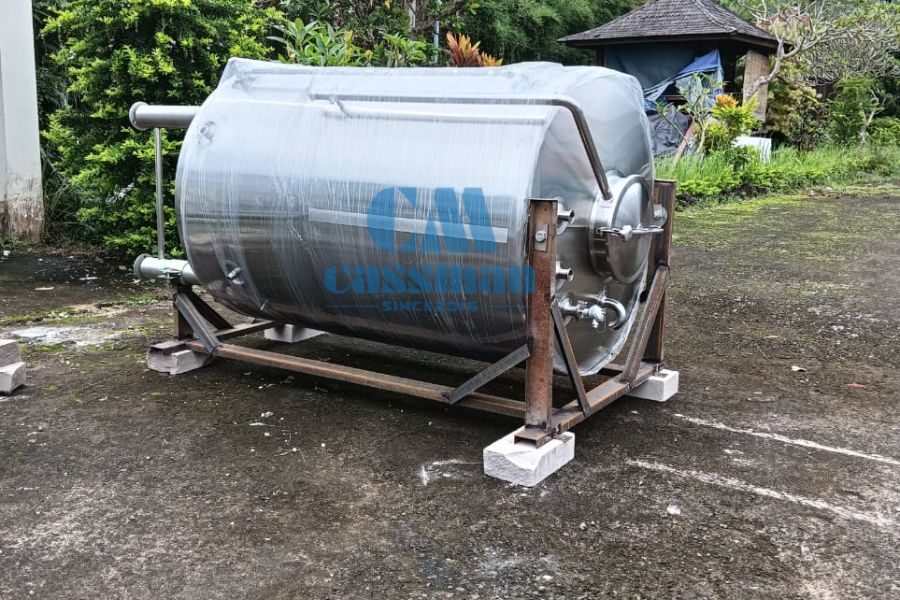 最後のポーランド：カスマンの2000Lブライトビールタンクがインドネシアへ向かう