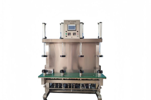 Nagy hat&eacute;konys&aacute;g&uacute; 4 fejes f&eacute;lautomata hord&oacute;mos&oacute;